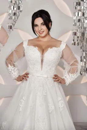 African Wedding Gown With Lace