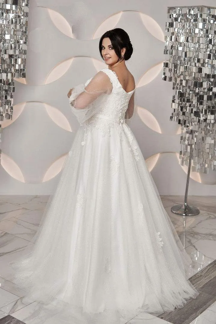 African Wedding Gown With Lace