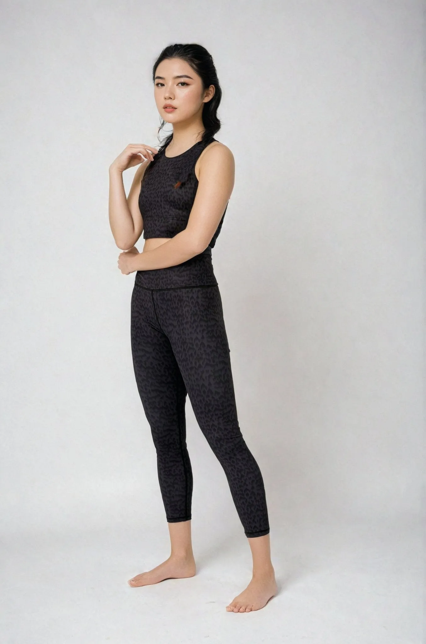 Athena High Waisted 7/8 Legging