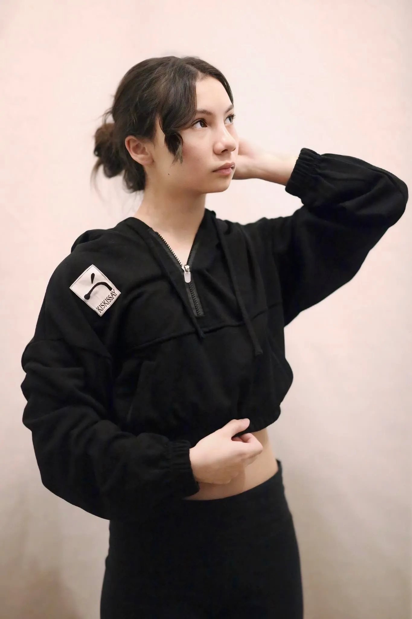 Cropped Black Hoodie - Laura