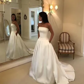 Sexy Boho A-line Wedding Dresses Strapless Satin